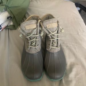 Sperry duck boots